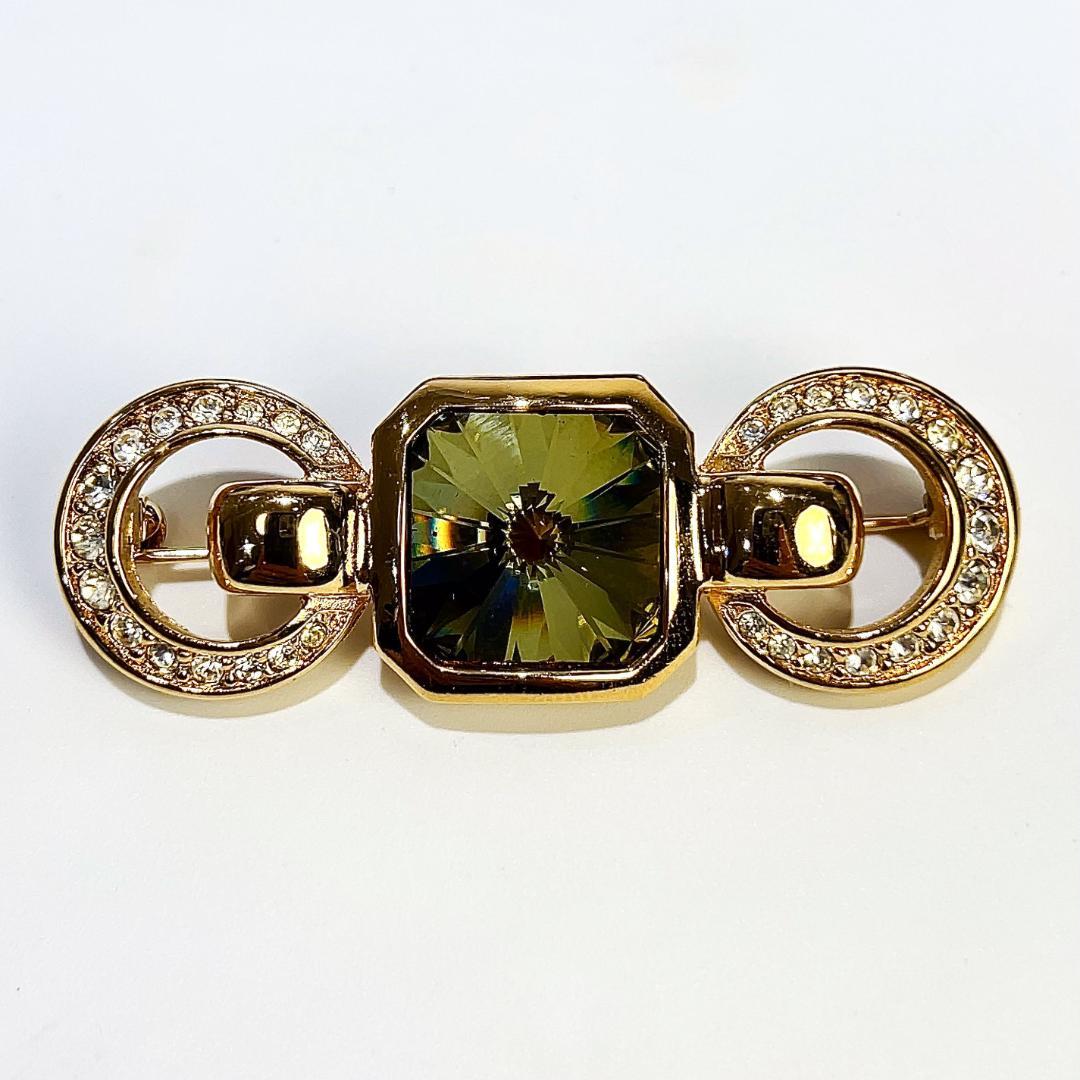 極美品 箱・保証書付 ディオール ロゴブローチ ラインストーン ゴールド