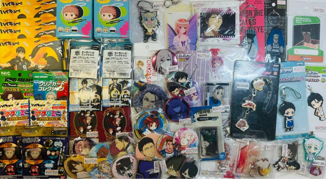 アニメグッズなど 120サイズ ノンジャンル 大量 まとめ売り 約200点