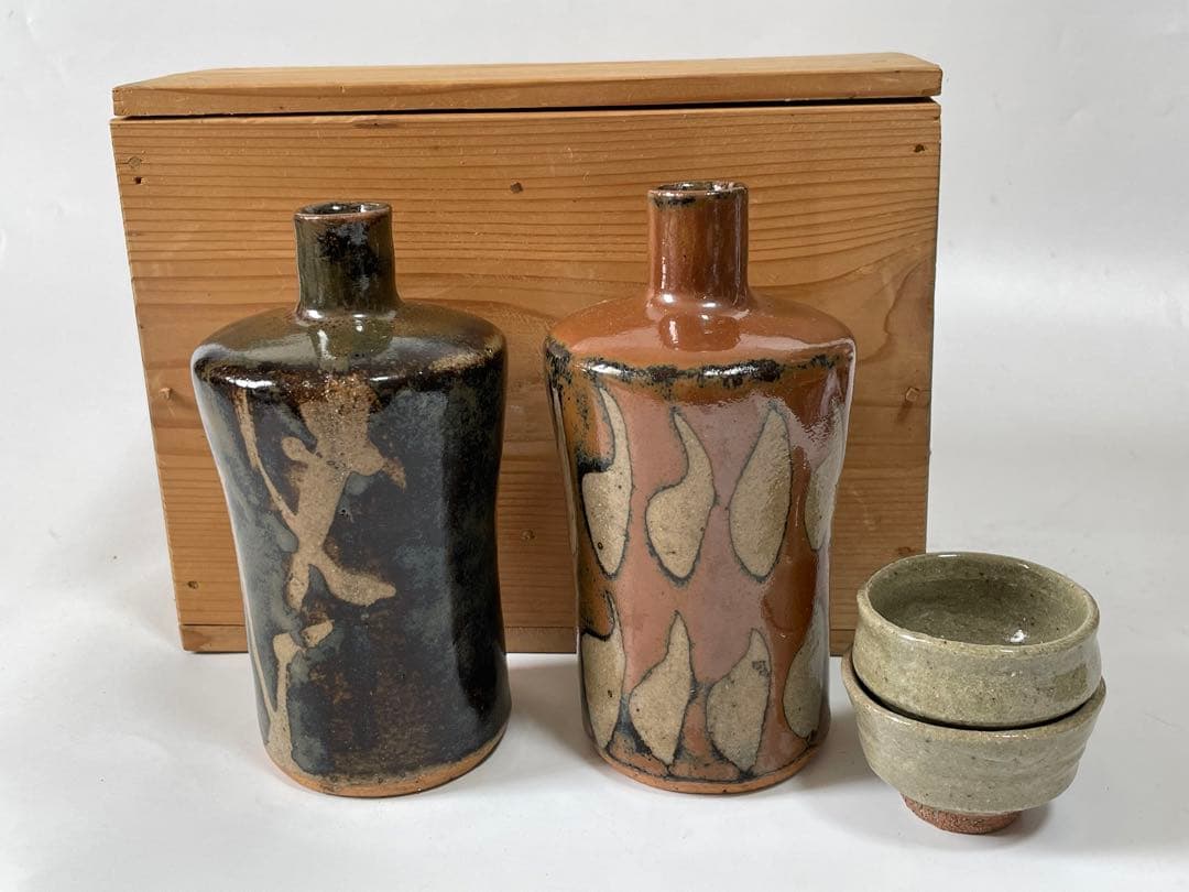 人間国宝　濱田庄司　浜田庄司　柿釉　鉄釉　酒器　徳利　盃　一対　共箱　トウキビ文