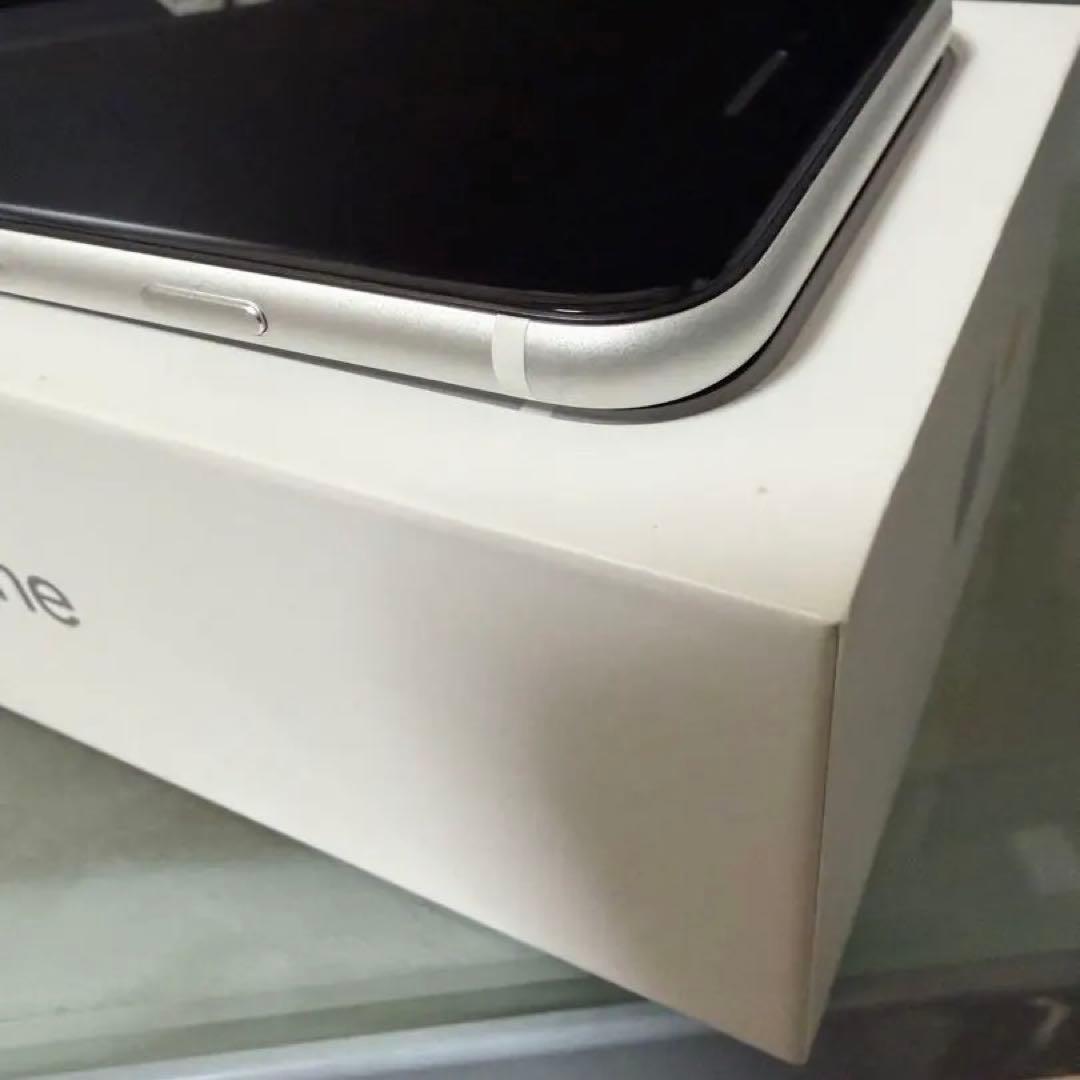 【美品】iPhone SE2 第2世代64G 本体　箱　バッテリー92%