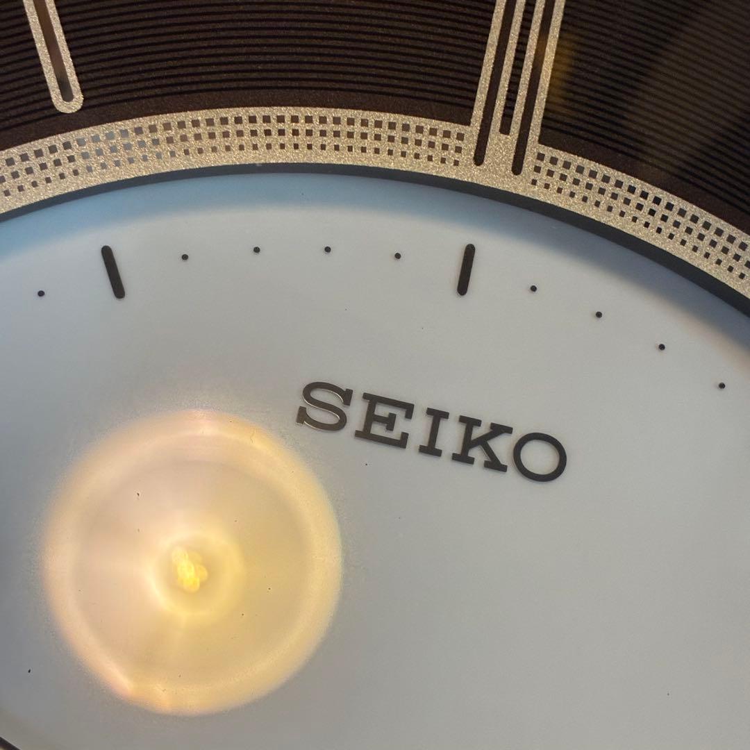 0650 SEIKO SF502B 電波ソーラークロック　掛時計　電波時計