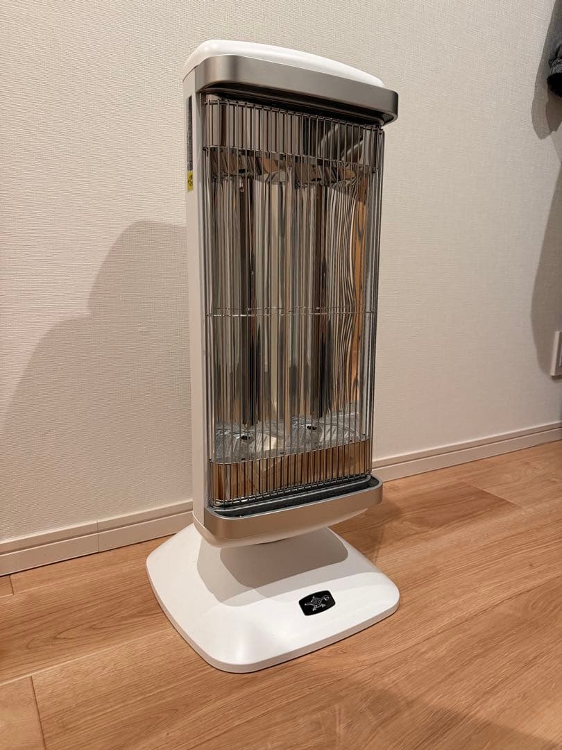 アラジン 遠赤グラファイトヒーター CAH-2G10F ヒーター 2023年製 アラジン（Aladdin） 遠赤グラファイトヒーター 2灯管 自動首振り 縦横