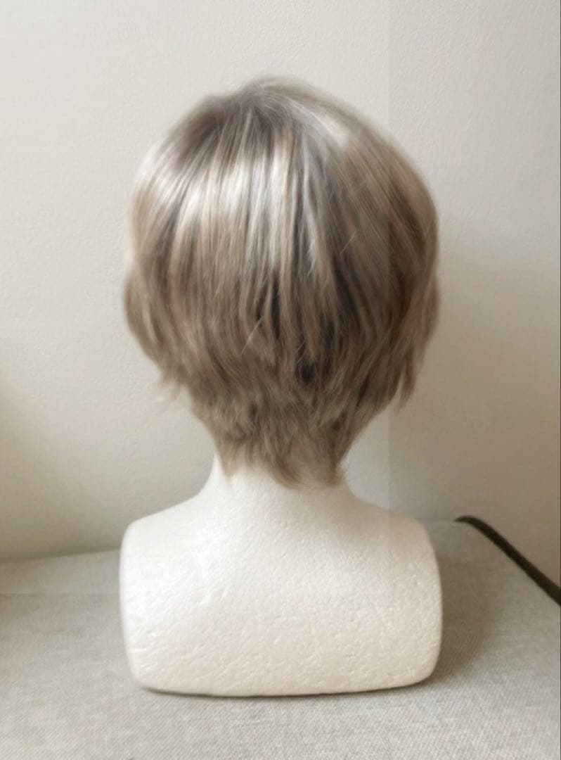 ひとみ　マリブ　ショート　ブロンドグラデーションカラー