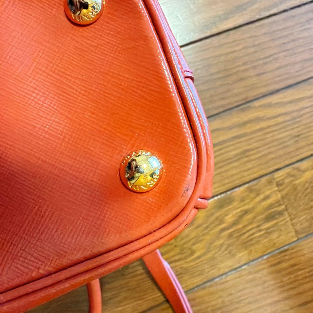 プラダ　サフィアーノ　ガレリア　パテントレザー　オレンジ　2way ショルダー