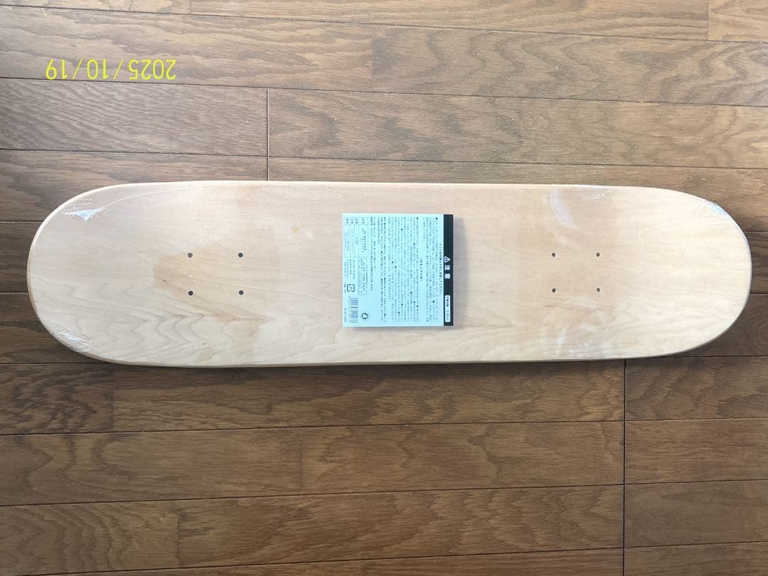 新品 GBL 魔女の宅急便 スケートボード