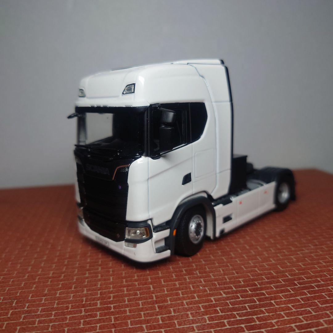 SCANIA 16輪トレーラー 自動あゆみ付(1/50) WSI トラック