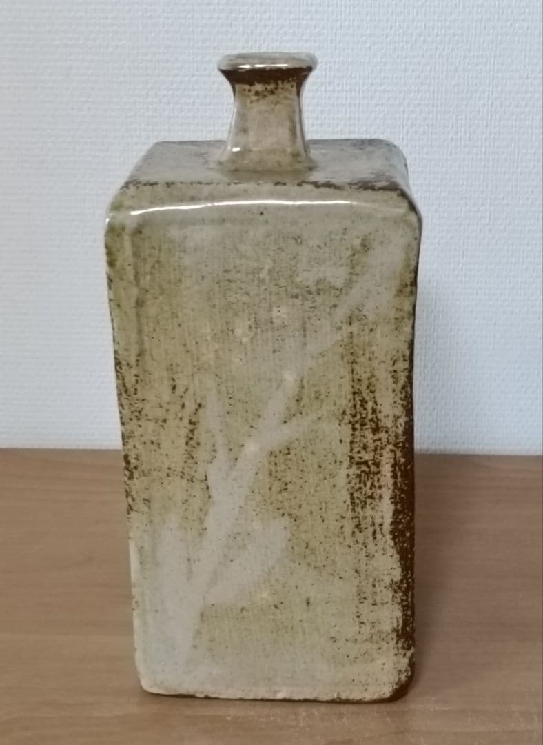 益子焼鉄釉角花瓶 花入 角花瓶 益子焼 - メルカリ