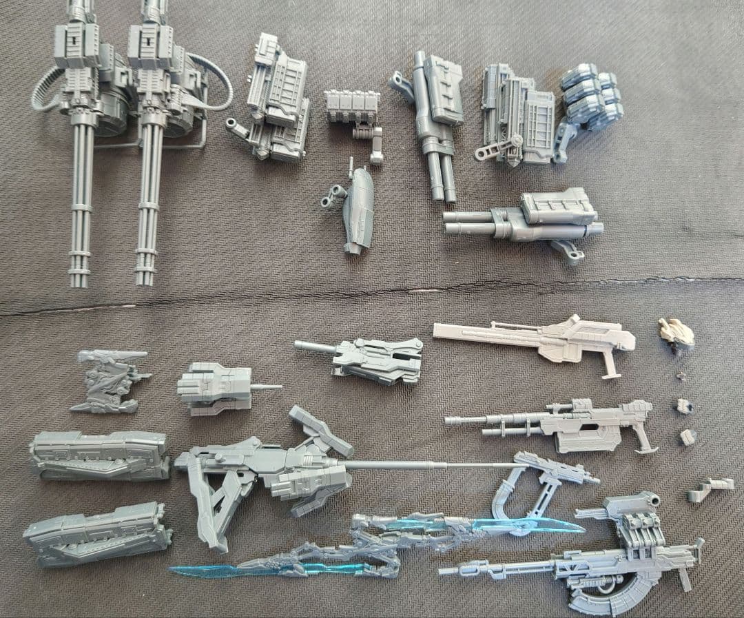 ARMored Core VI 組み立て済みプラモ+未使用オプションパーツセット