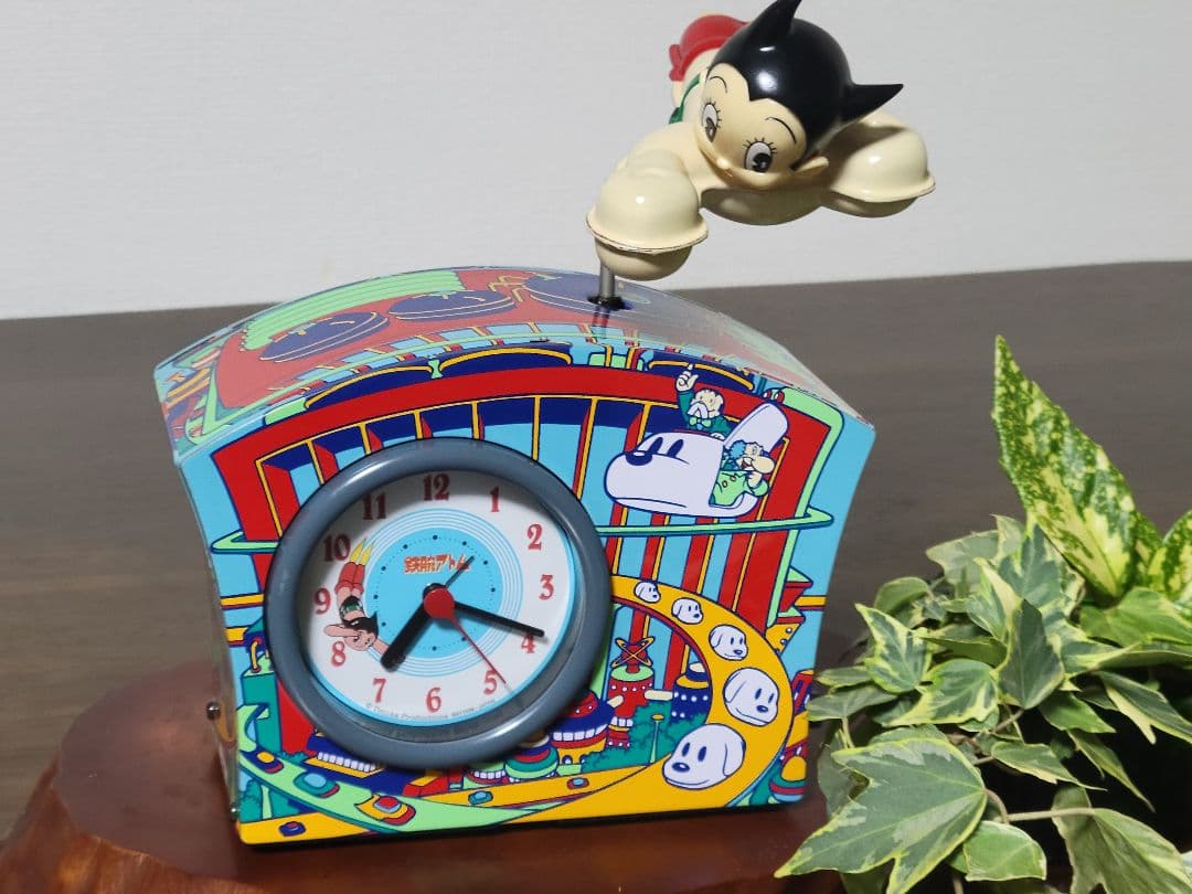 5000個限定品 鉄腕アトム オルゴール目覚まし時計 ブリキ製
