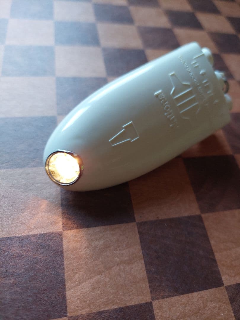 ミッキーマウス 宇宙船型キーホルダー