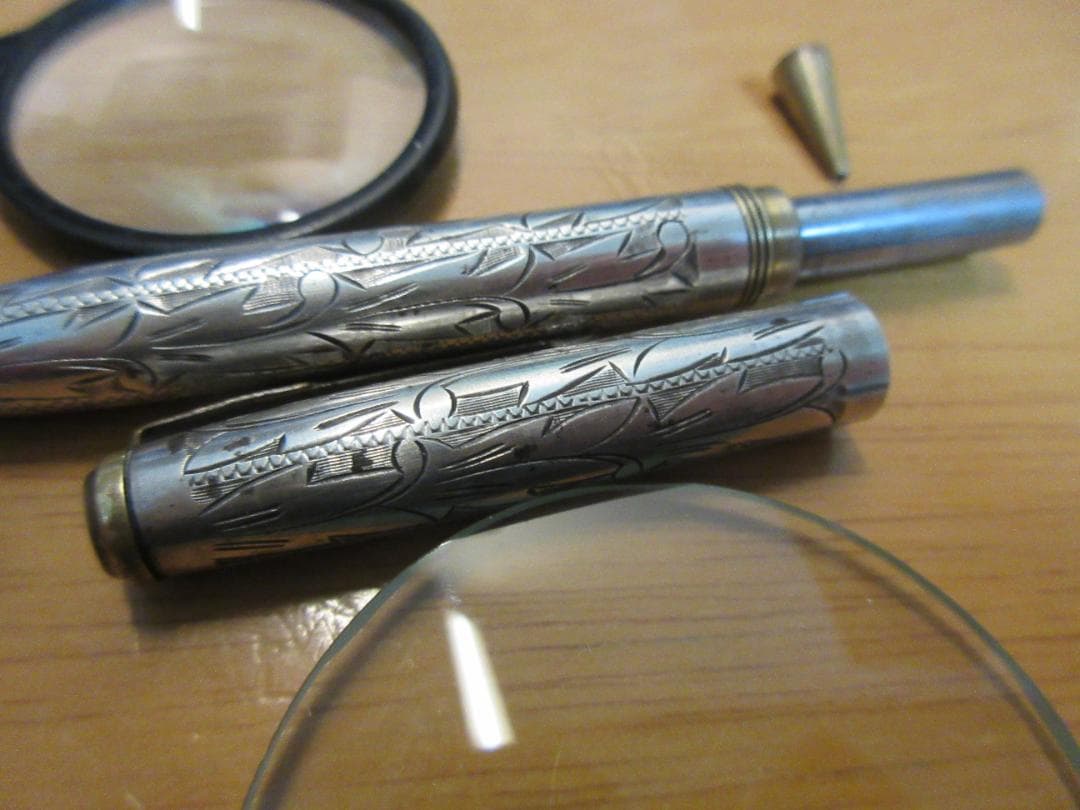 [山崎商店] ホシエス 唐草 銀軸 二色 シャープペンシル 1.1mm