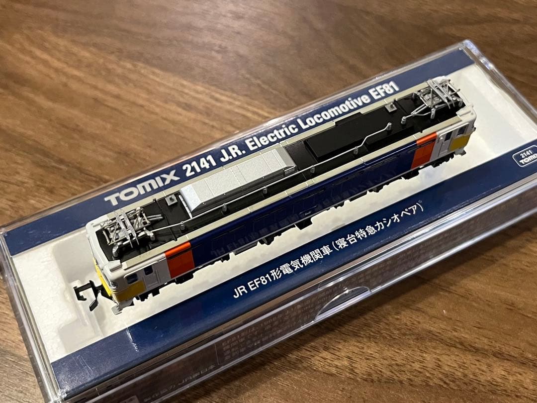 TOMIX 2141 JR EF81形電気機関車（寝台特急カシオペア）