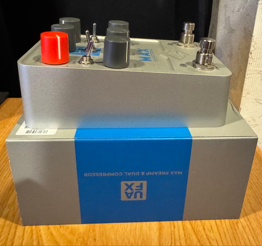 ギター UAFX MAX PREAMP DUAL COMPRESSOR