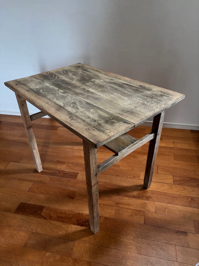 木製ダイニングテーブル 下棚付き