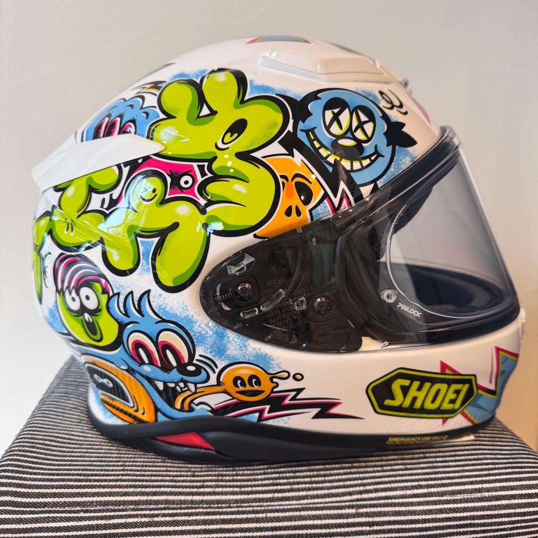【クリスマス値下げ】SHOEI Z-8 MURAL(ミューラル) Lサイズ