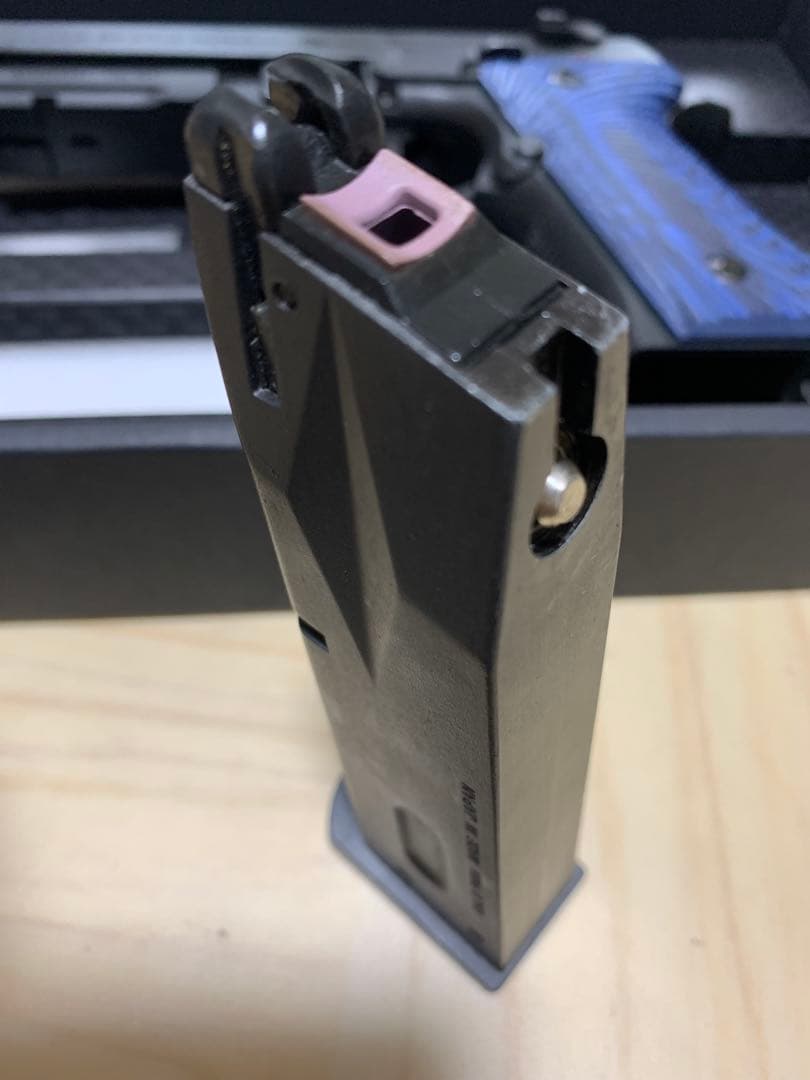 概ね美品　東京マルイM9A1ベレッタ ガスブローバック　可変ポップ　カスタム品