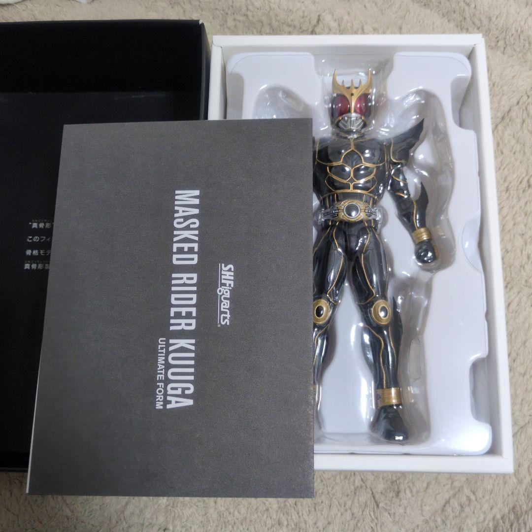 【美品】真骨彫　仮面ライダークウガ　アルティメットフォーム
