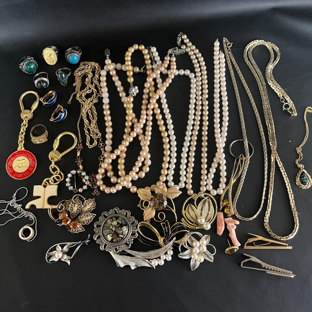 遺品整理 アクセサリー 大量 まとめ ヴィンテージ レトロ - メルカリ