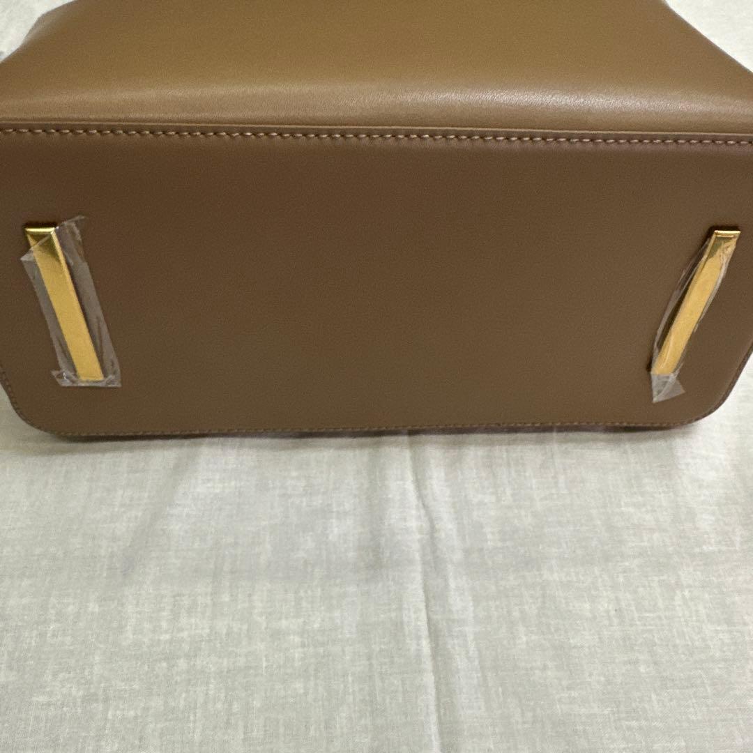 charles&keith チャールズアンドキース ハンドバッグ ブラウン