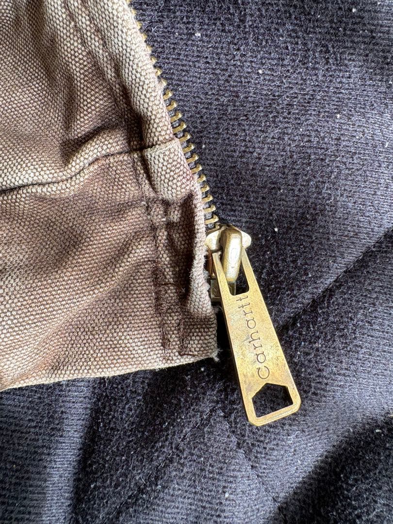 Carhartt アクティブジャケット　ダッグパーカー　　　ショート丈