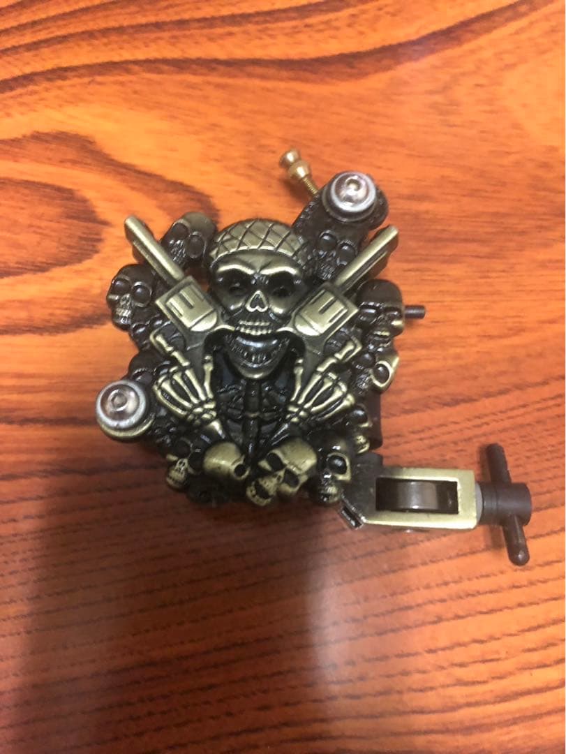 油彩額縁 F12 オーダー額縁 黒い彫刻模様 アンティーク調 木製