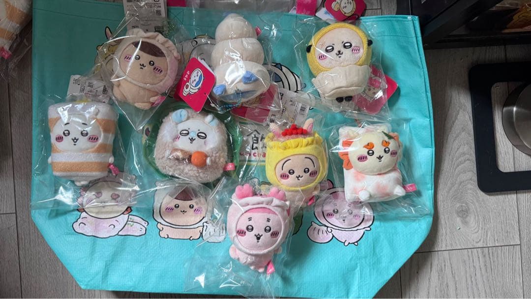 ちいかわ飲茶 香港限定マスコット 全8種セットショッピングバッグ