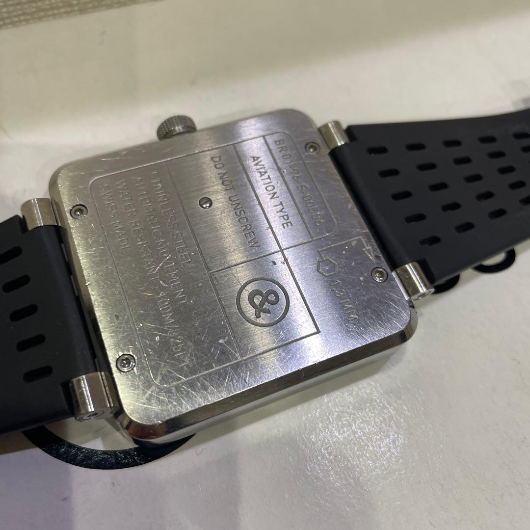 水　廃盤　ベル＆ロス/Bell＆Ross BR-01 ホワイト文字盤