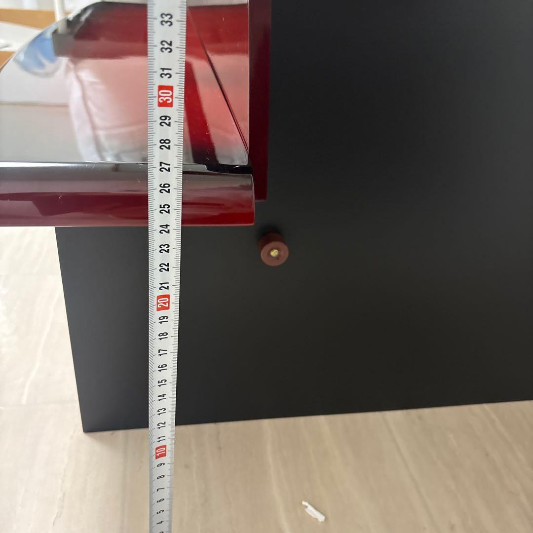 赤い花柄木製雛人形飾り台 花柄屏風2枚付き