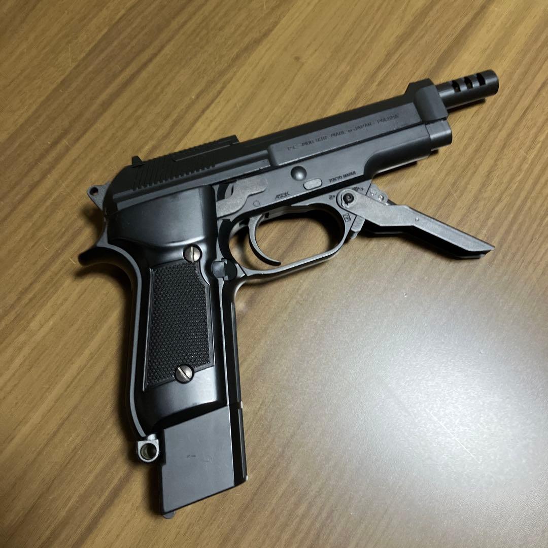 マルイ電動ガン　M9サプレッサー装着可能