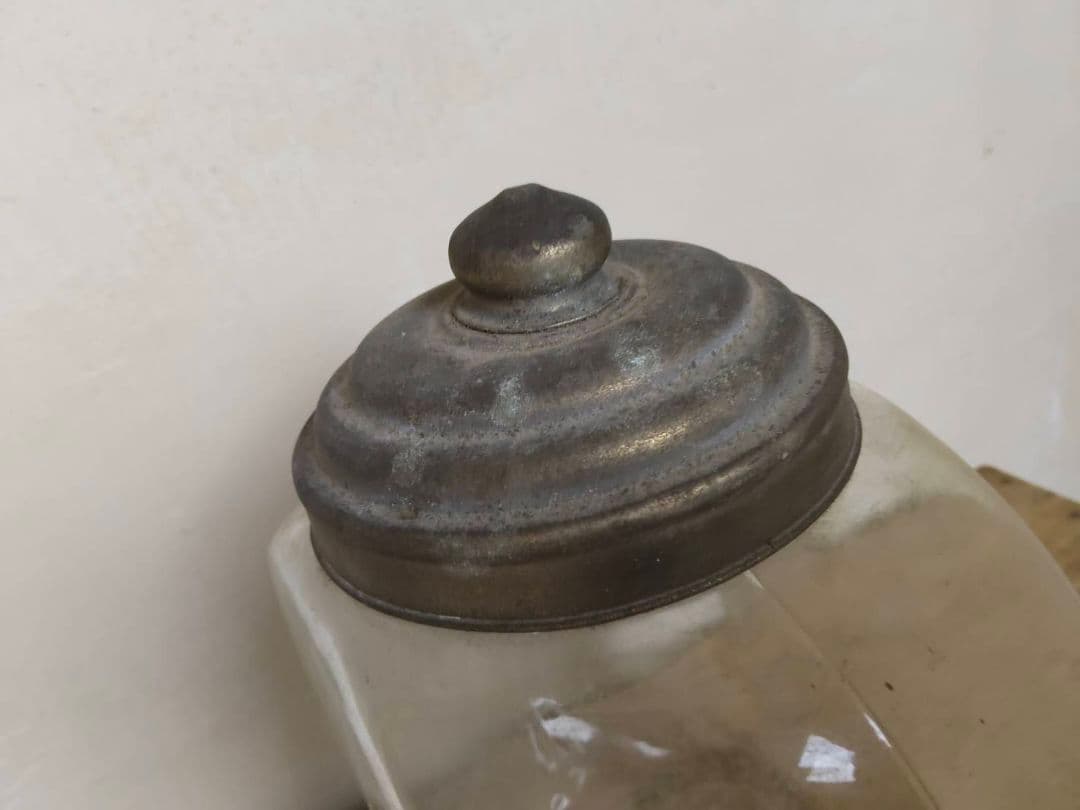 週末限定値下げ中！空瓶 響21年 色絵菊熨斗文扇形瓶 サントリー ☆祇園