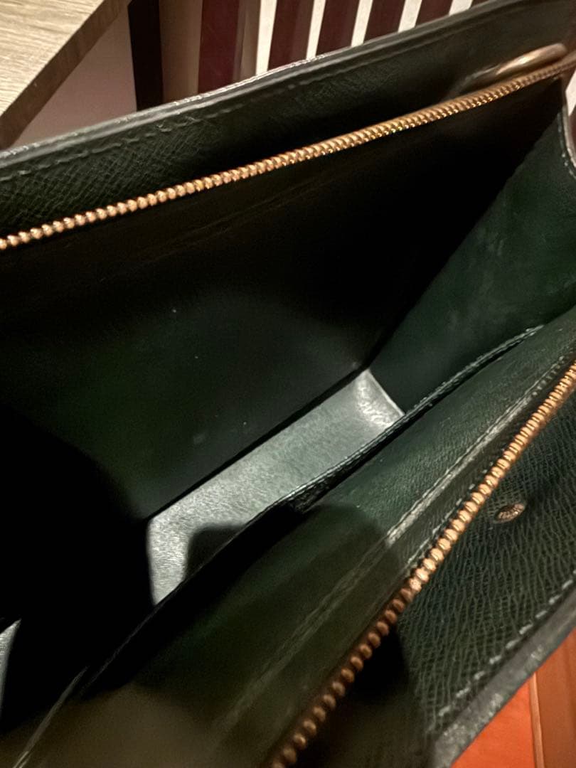 ルイヴィトン タイガ ロザン ビジネスバッグ グリーン