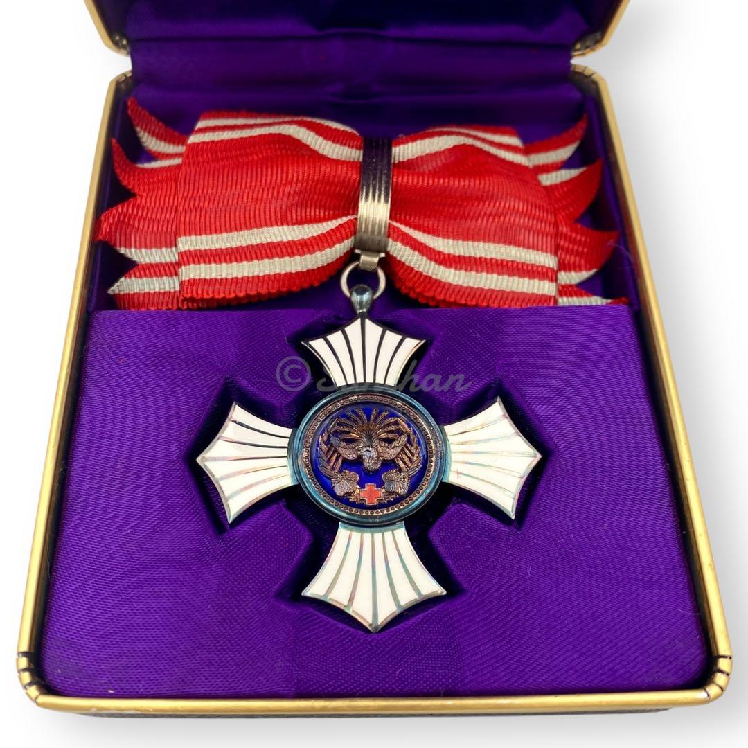 希少品】 日本赤十字社 銀色功労賞 未開封ピンバッジ付き 勲章 明治二