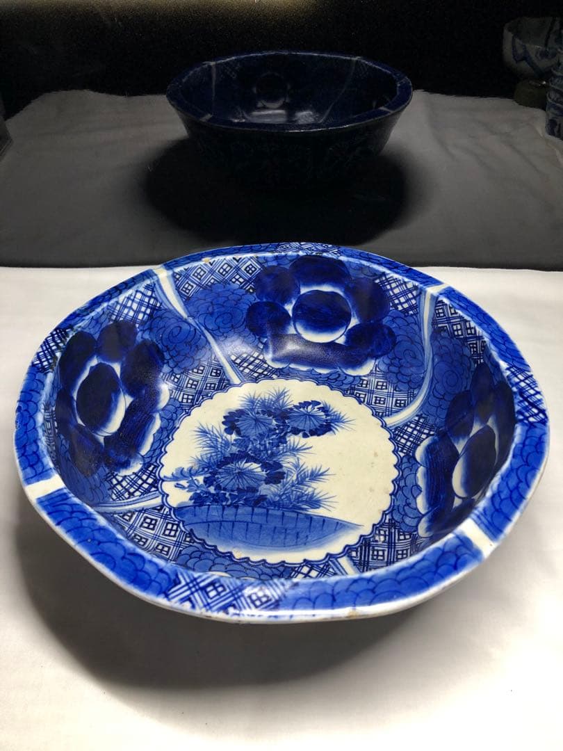染付大缽。古伊万里。骨董品。古美術。江戸時代。舊家藏出。