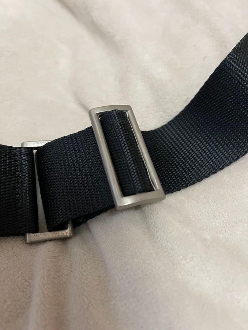 【美品】プラダ ナイロン メッセンジャーショルダー バッグ ブラック三角ロゴ