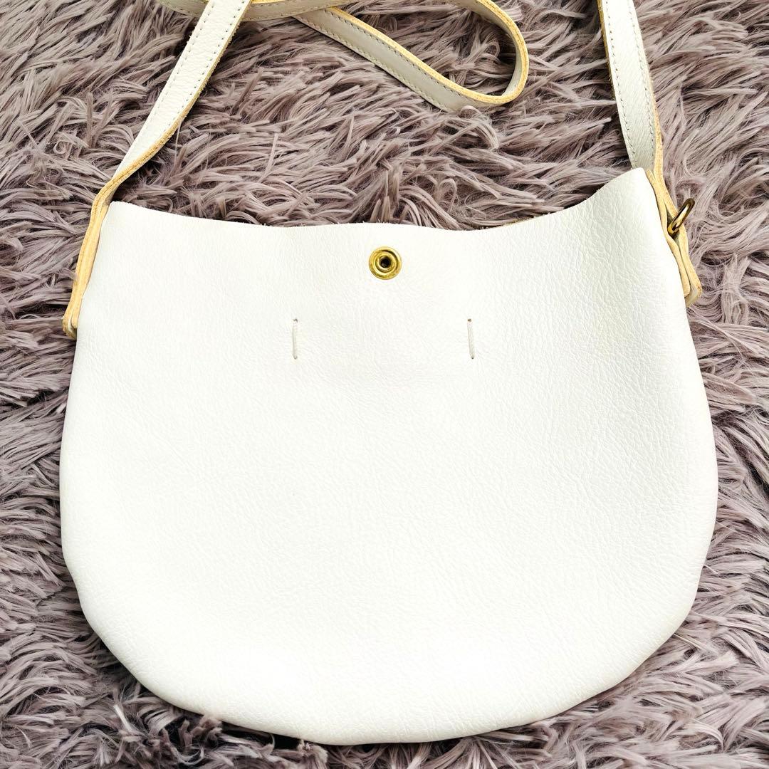 【未使用級】イルビゾンテ ショルダーバッグ ビッグロゴ ILBISONTE