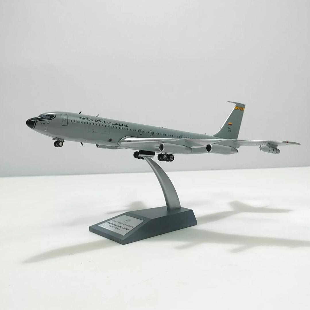 航空機・ヘリコプター INFLIGHT200 FUERZA AEREA 707-300 航空機・ヘリコプター INFLIGHT200 FUERZA AEREA 707-300 航空機