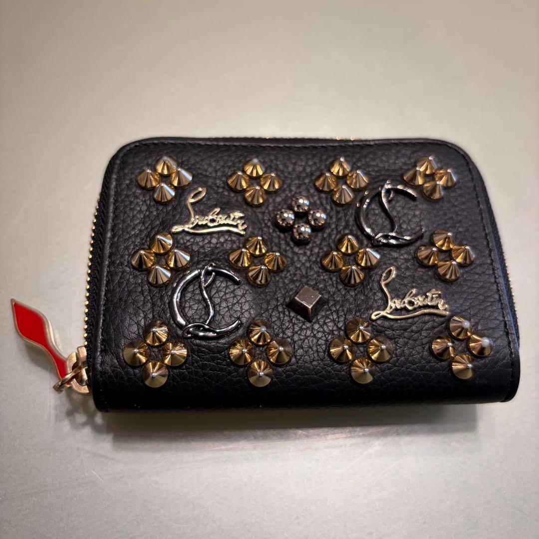 クリスチャンルブタン ケース 小銭入れ カード2枚 黒/赤