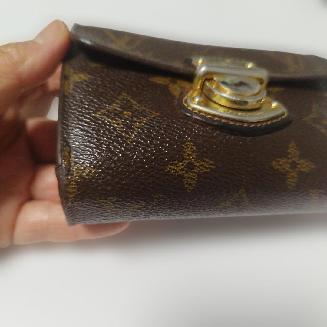 LOUIS VUITTON 三つ折り財布 ブラウン