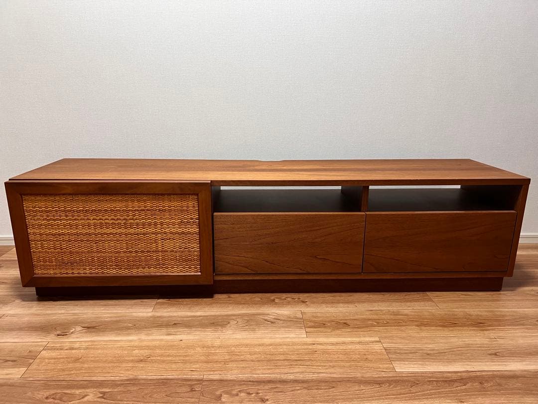 札幌 unicoのテレビ台＊テレビボード、無垢