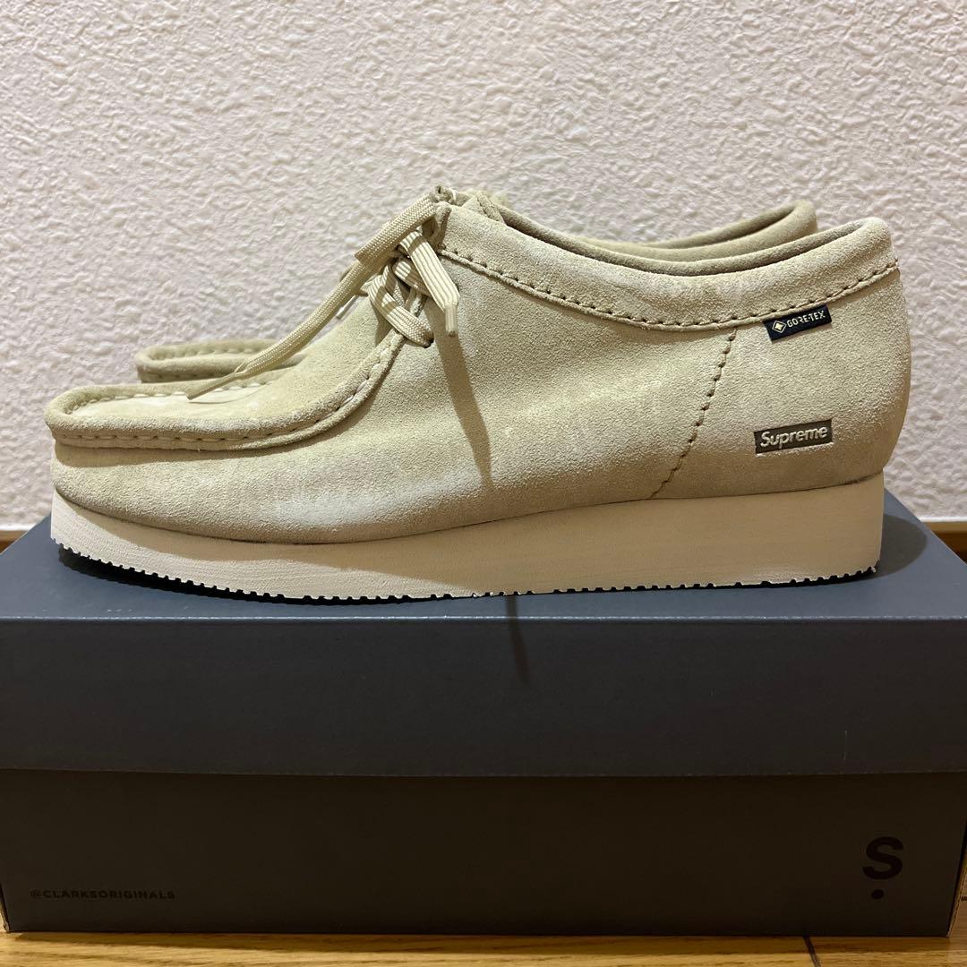 Supreme クラークス　スエード モカシンシューズ ベージュ　ワラビー