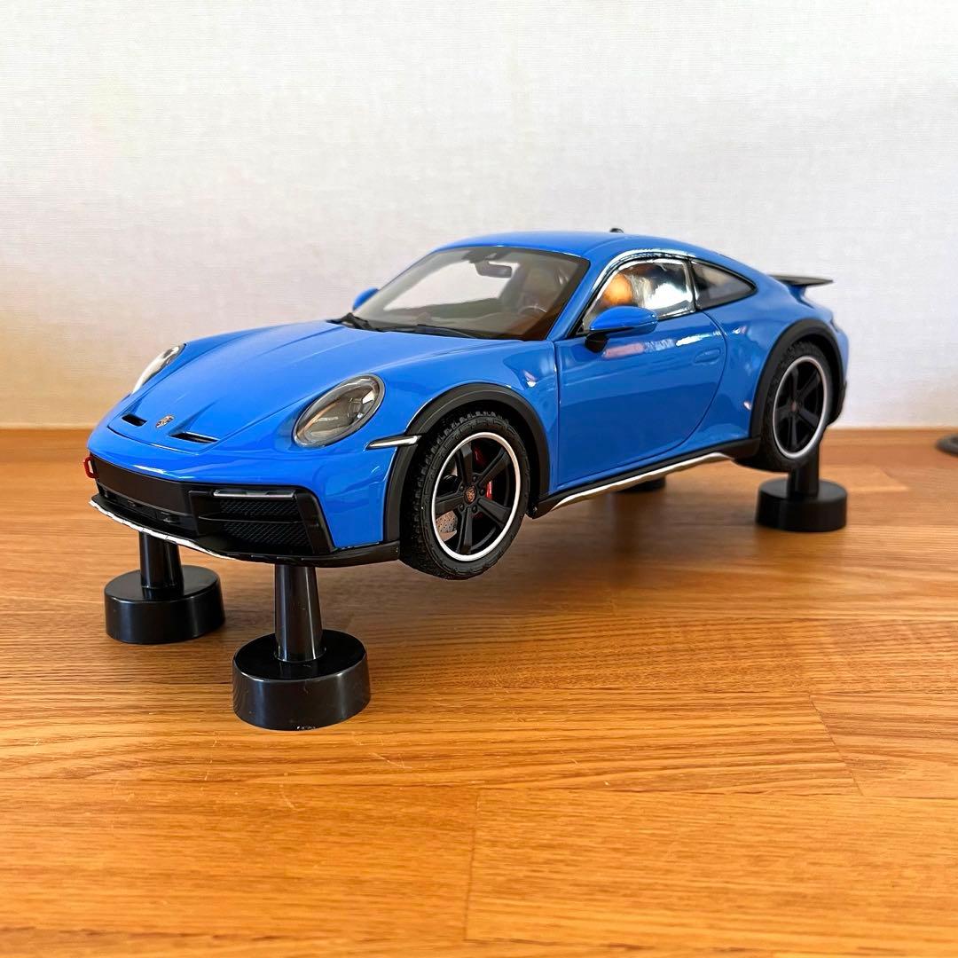 【ミニカー 美品】1/18 ミニチャンプス ポルシェ 911 ダカール 2022