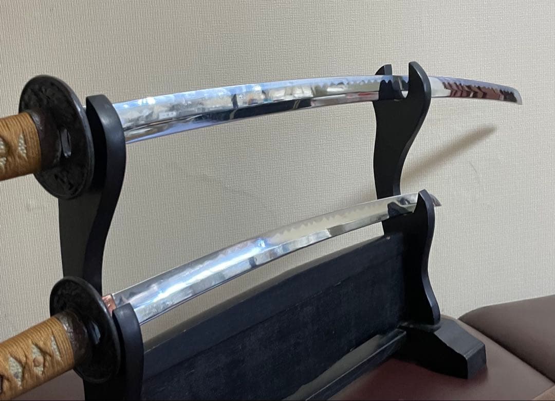 模造刀　居合刀　太刀　脇差　刀掛け　武具　b414