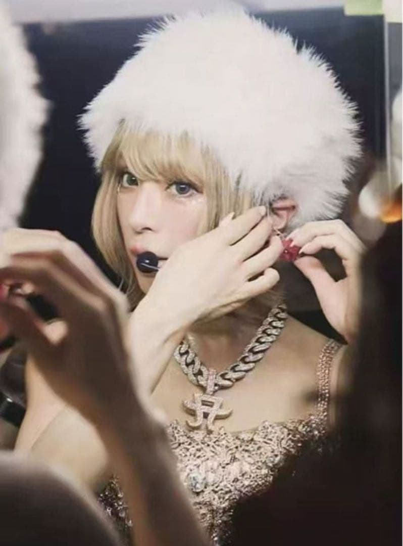 浜崎あゆみ ロゴ ネックレス 手作り ダイヤモンド チェーン付き - メルカリ