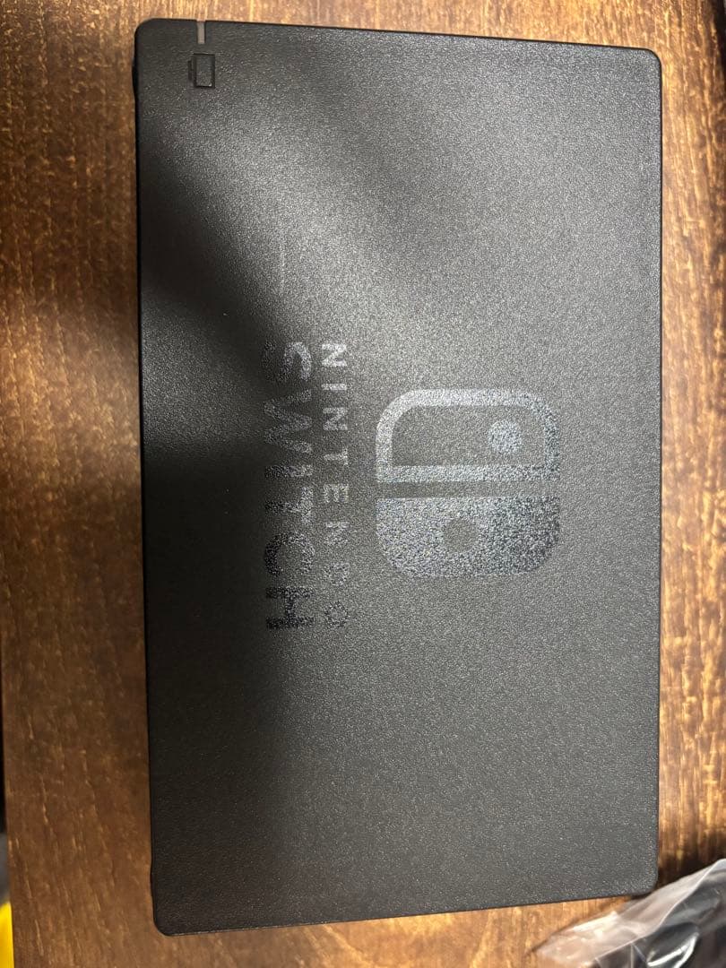 Nintendo Switch 本体 ブラック Joy-Con付き