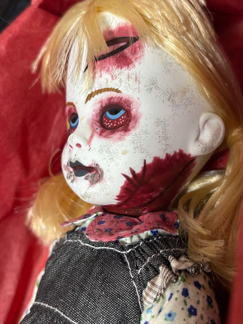living dead dolls AVA シリーズ22