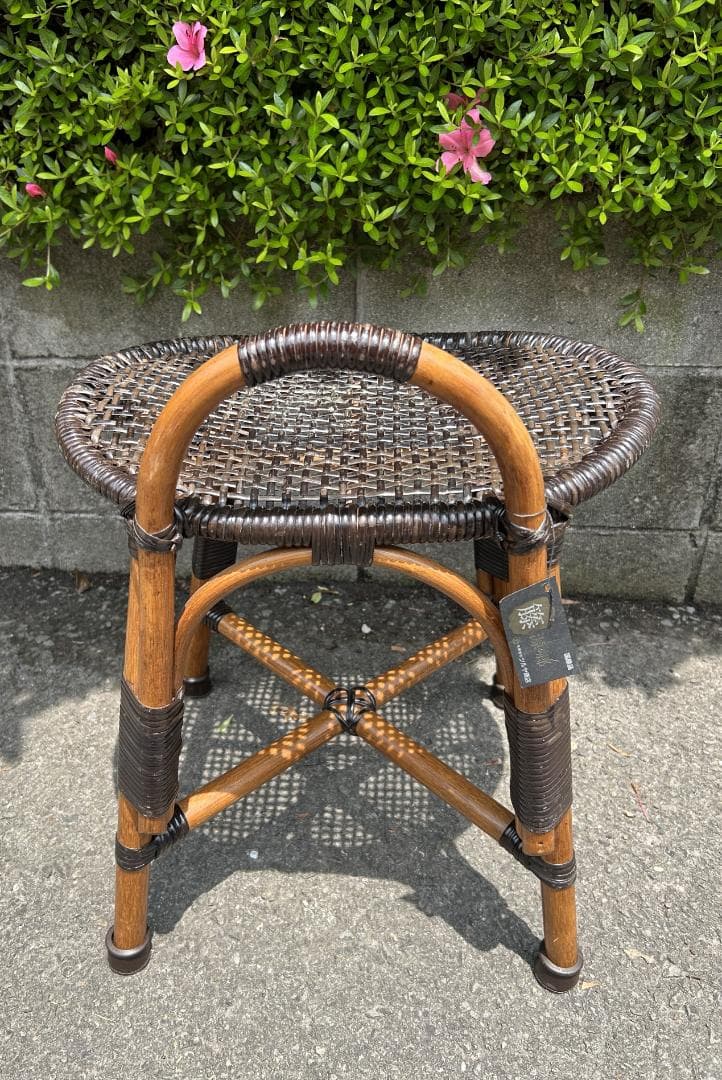 レア!! 熟練職人手作り こだわりの逸品！ツルヤ商店　籐源郷　スツール　ラタン
