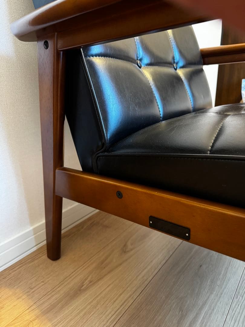 カリモク60 Kチェア 1シーター ブラック ソファ