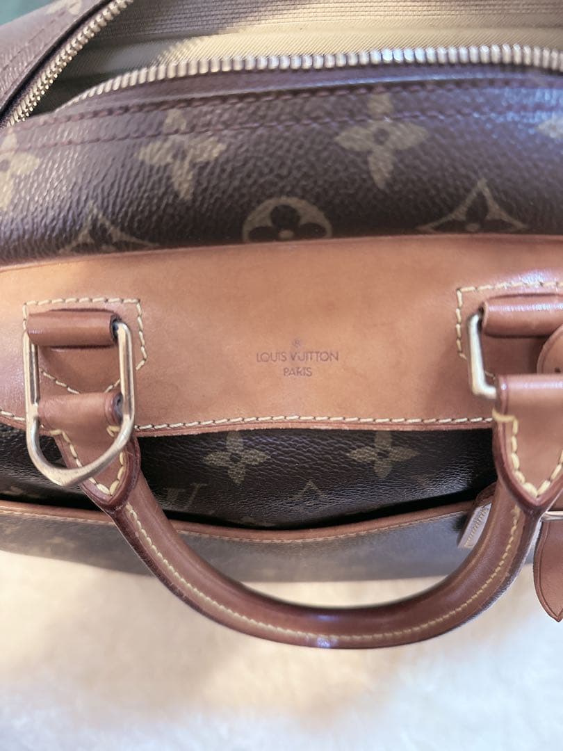 Louis Vuitton モノグラムハンドバッグ