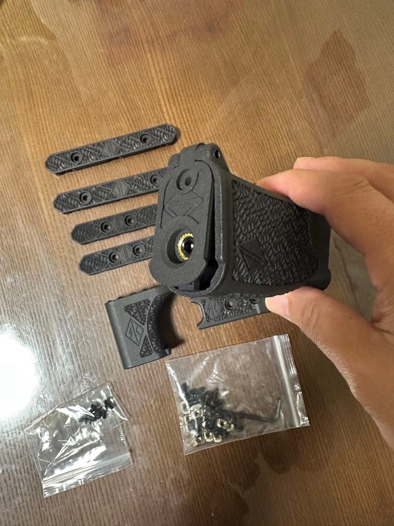 IRREGULAR DEFENSE MHS V2 グリップ(電動ガン用)レプリカ