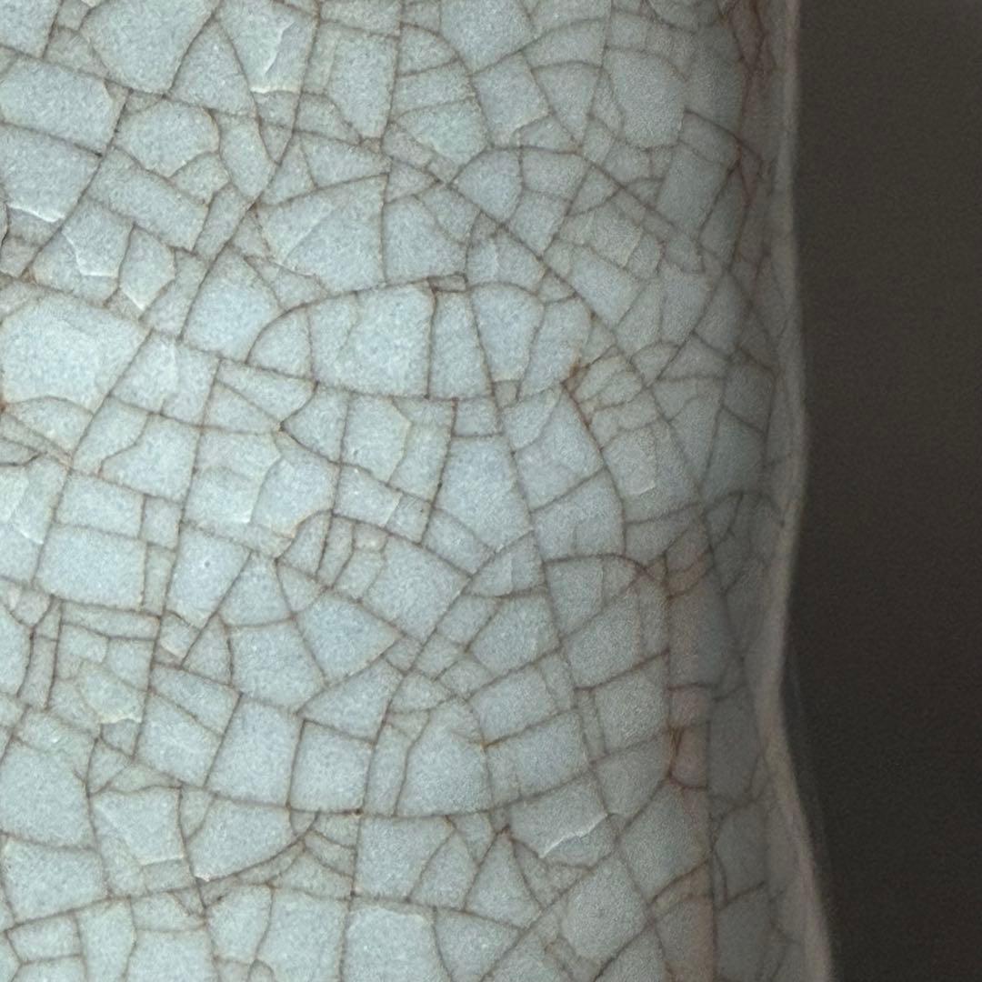 国重要無形文化財指定　中島宏　青磁耳付花生　高さ21cm　美しい貫入　共箱布　栞